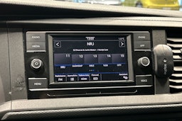 musta Volkswagen Transporter 2020 kuva 17.