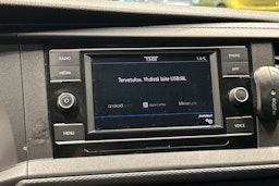 musta Volkswagen Transporter 2020 kuva 18.