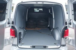 hopea Volkswagen Transporter 2020 kuva 9.