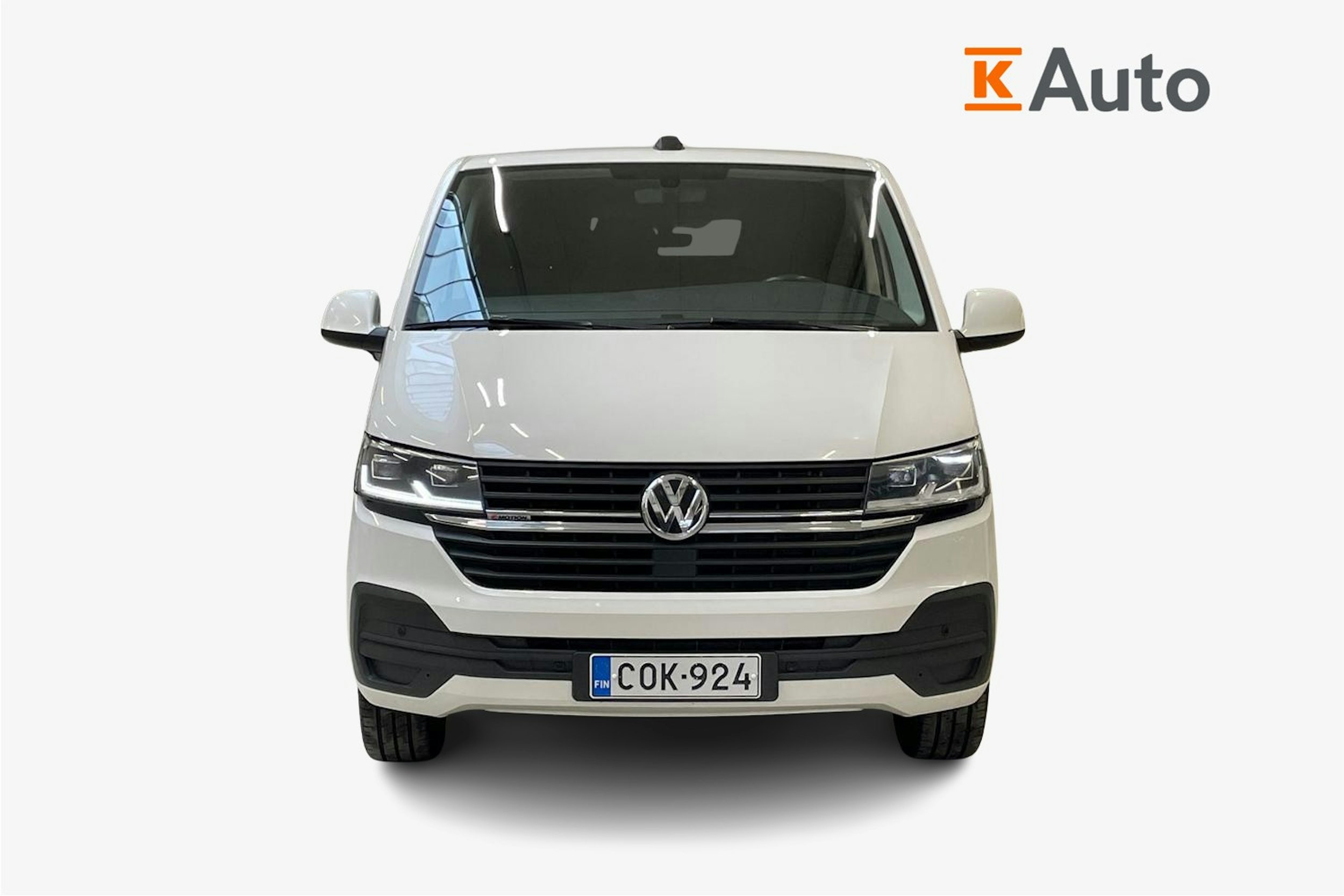 valkoinen Volkswagen Transporter 2020 kuva 5.