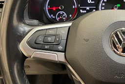 valkoinen Volkswagen Transporter 2020 kuva 22.