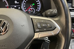 valkoinen Volkswagen Transporter 2020 kuva 23.