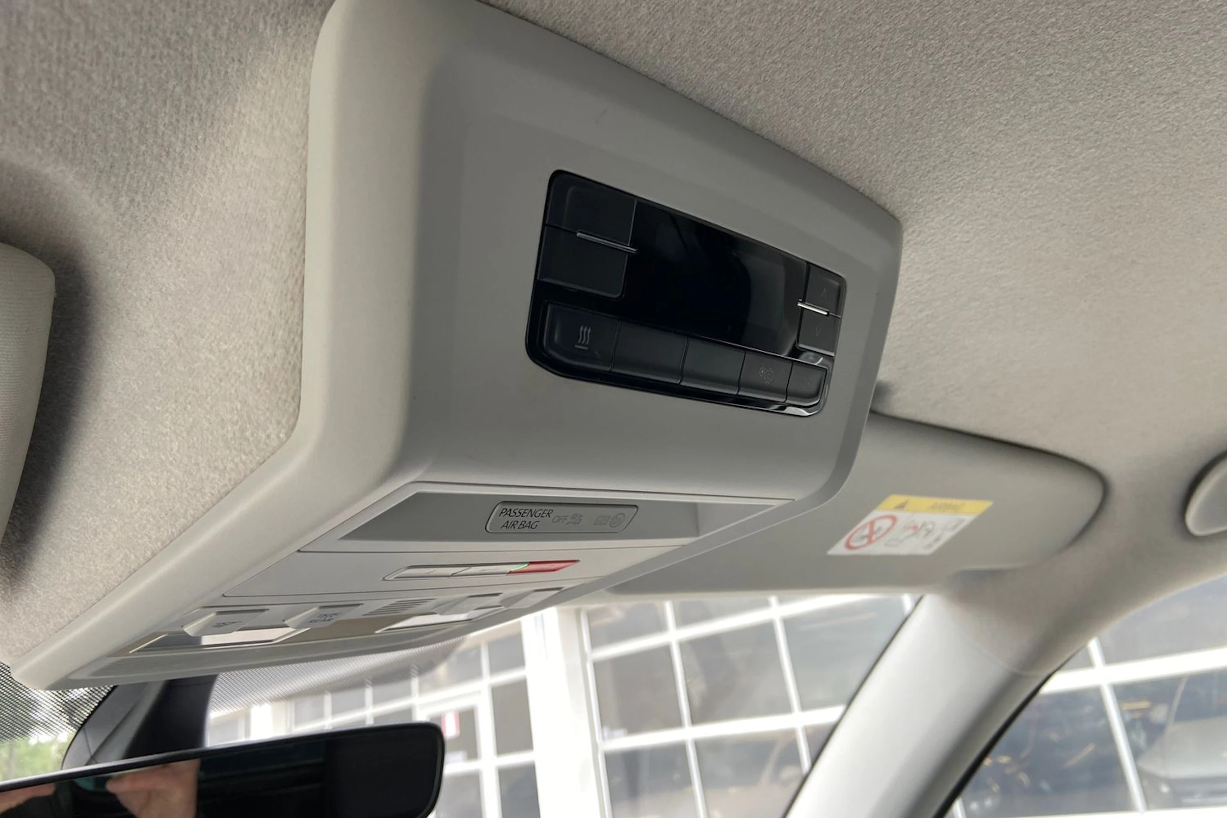 harmaa Volkswagen Transporter 2020 kuva 15.