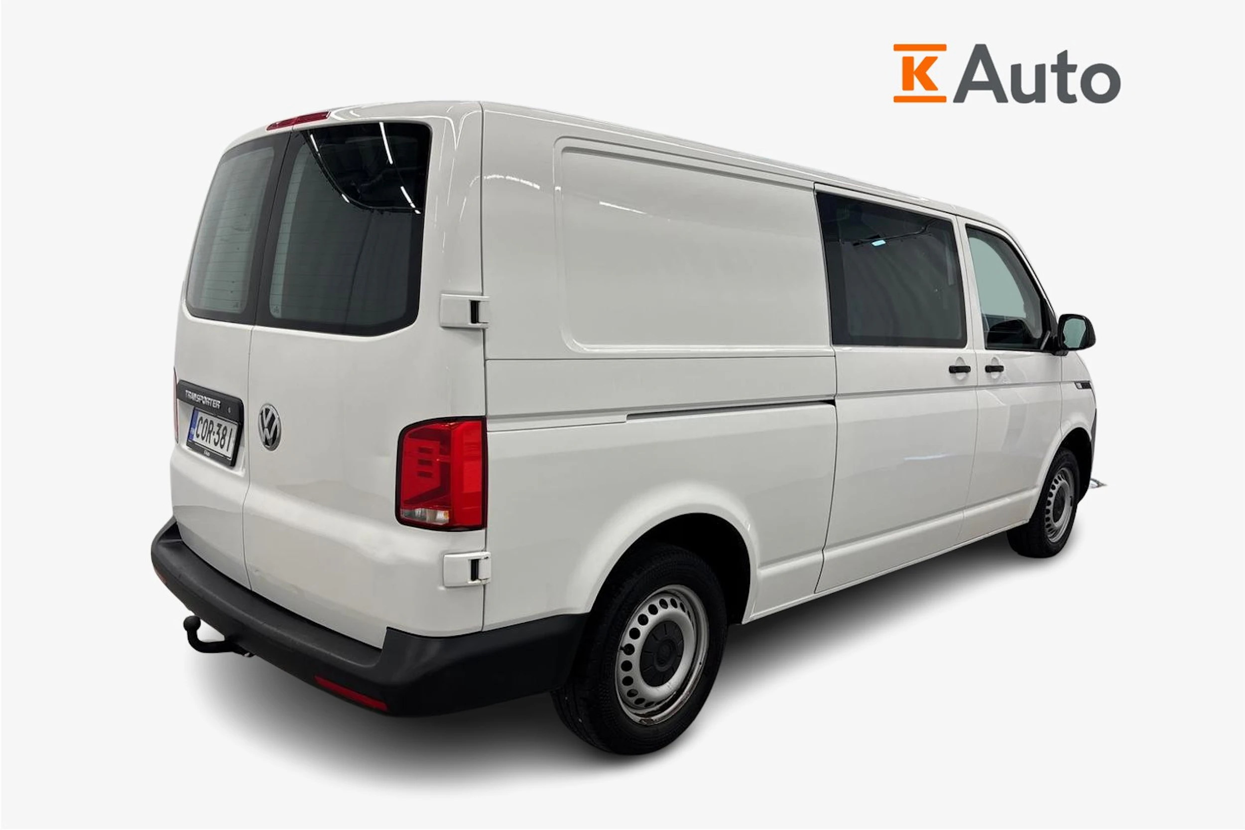 valkoinen Volkswagen Transporter 2020 kuva 2.