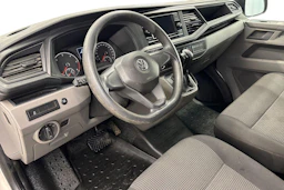 valkoinen Volkswagen Transporter 2020 kuva 8.