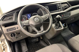 valkoinen Volkswagen Transporter 2020 kuva 9.
