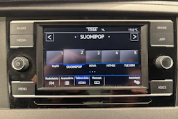 valkoinen Volkswagen Transporter 2020 kuva 13.