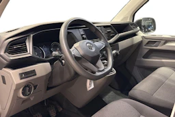 valkoinen Volkswagen Transporter 2020 kuva 8.