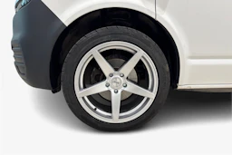 valkoinen Volkswagen Transporter 2020 kuva 12.