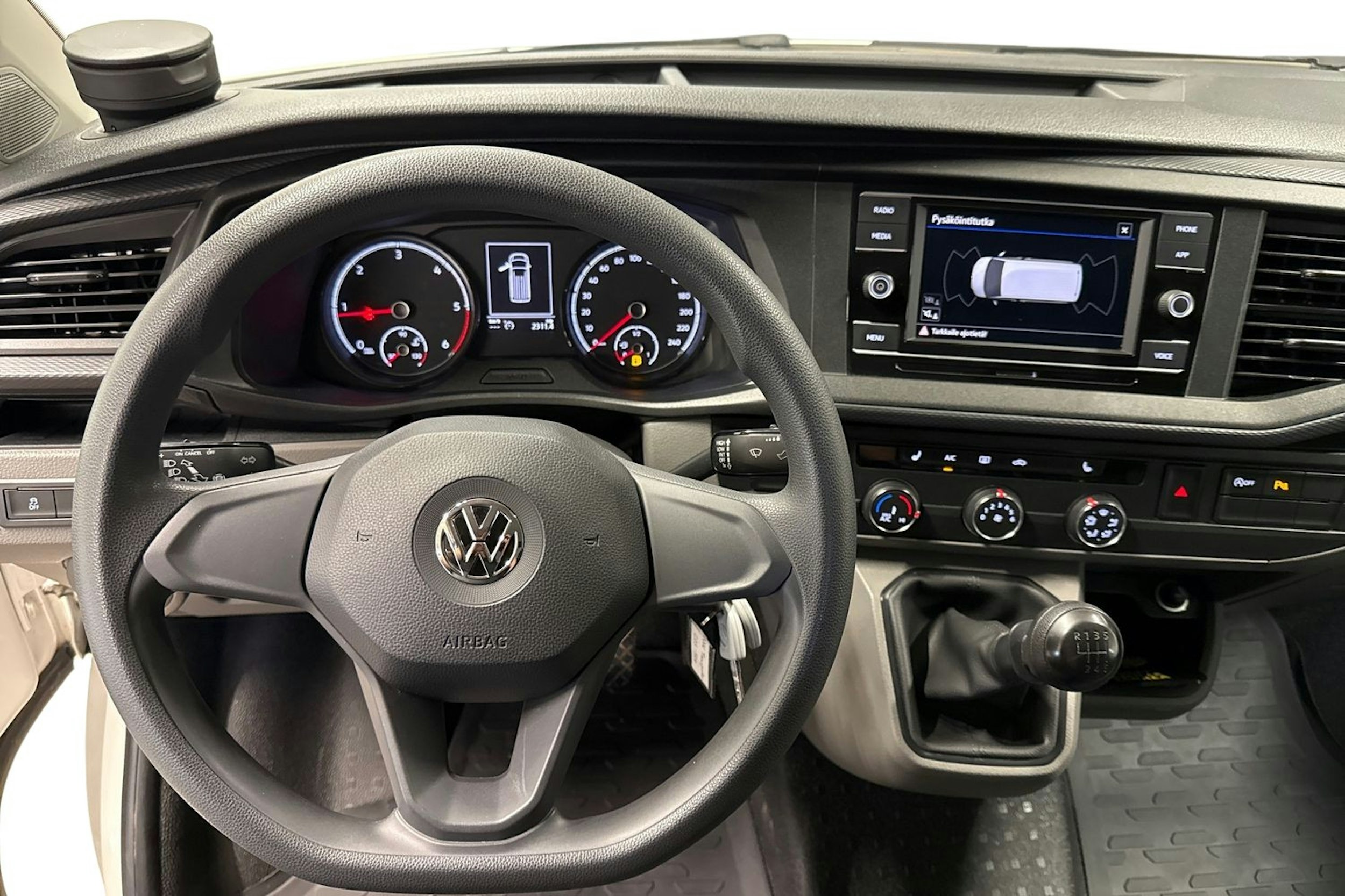 Valkoinen Volkswagen TRANSPORTER 2020 kuva 9.