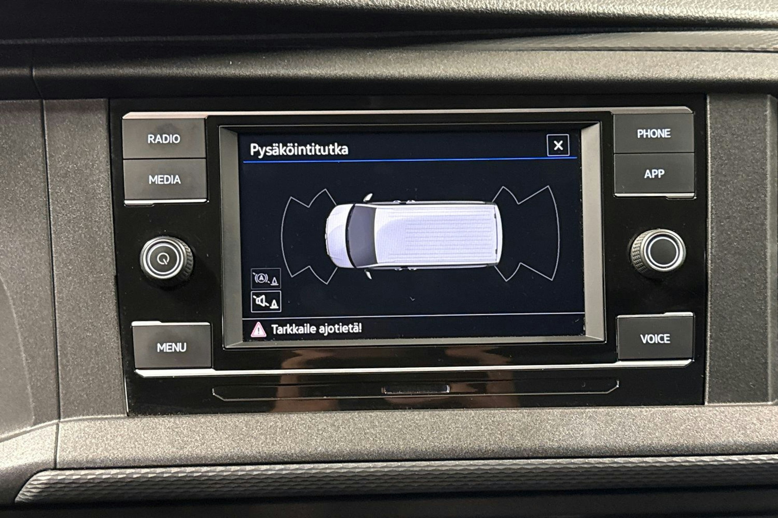 Valkoinen Volkswagen TRANSPORTER 2020 kuva 17.