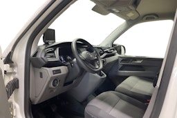 valkoinen Volkswagen Transporter 2020 kuva 7.