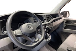 valkoinen Volkswagen Transporter 2020 kuva 9.