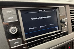 valkoinen Volkswagen Transporter 2020 kuva 32.