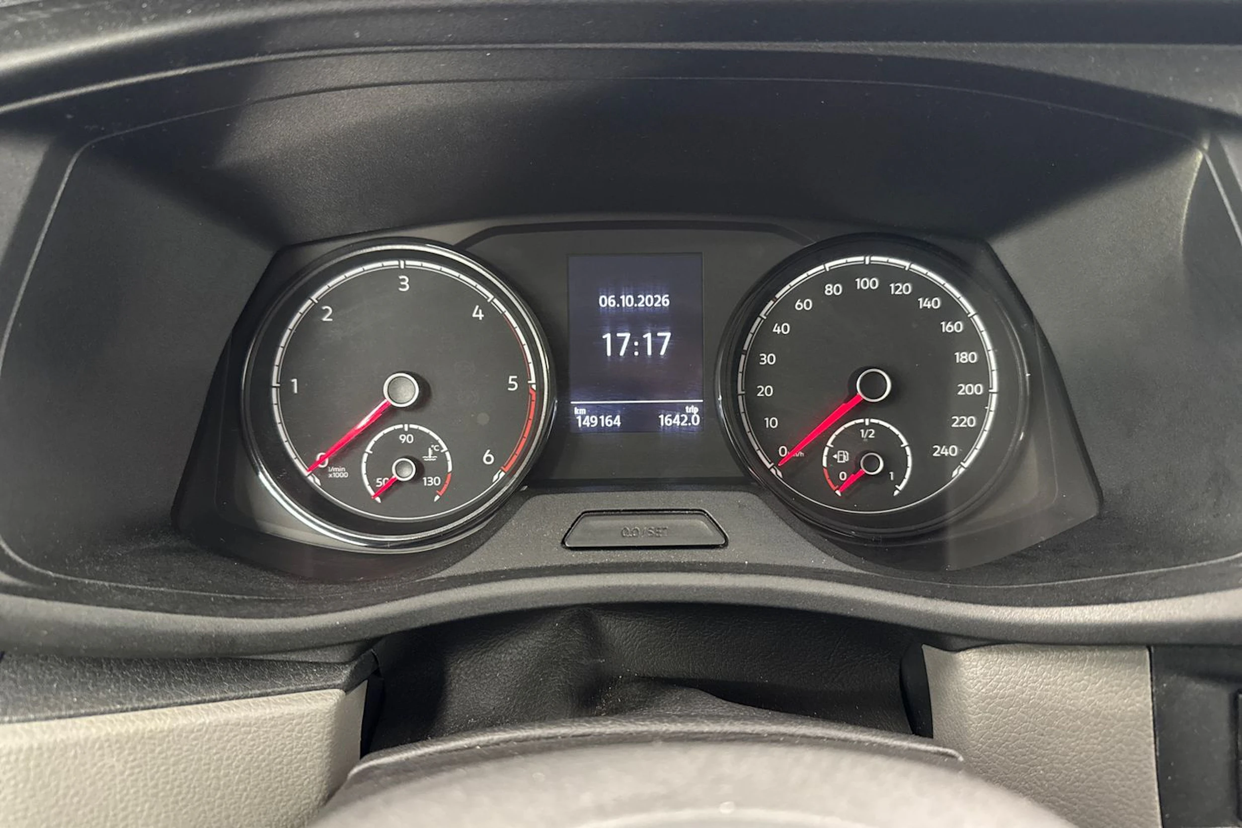 valkoinen Volkswagen Transporter 2020 kuva 12.