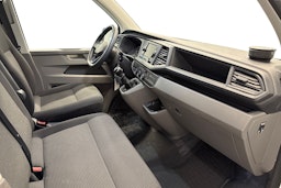 valkoinen Volkswagen Transporter 2020 kuva 9.