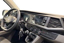 valkoinen Volkswagen Transporter 2020 kuva 10.