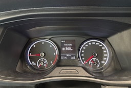 valkoinen Volkswagen Transporter 2020 kuva 14.
