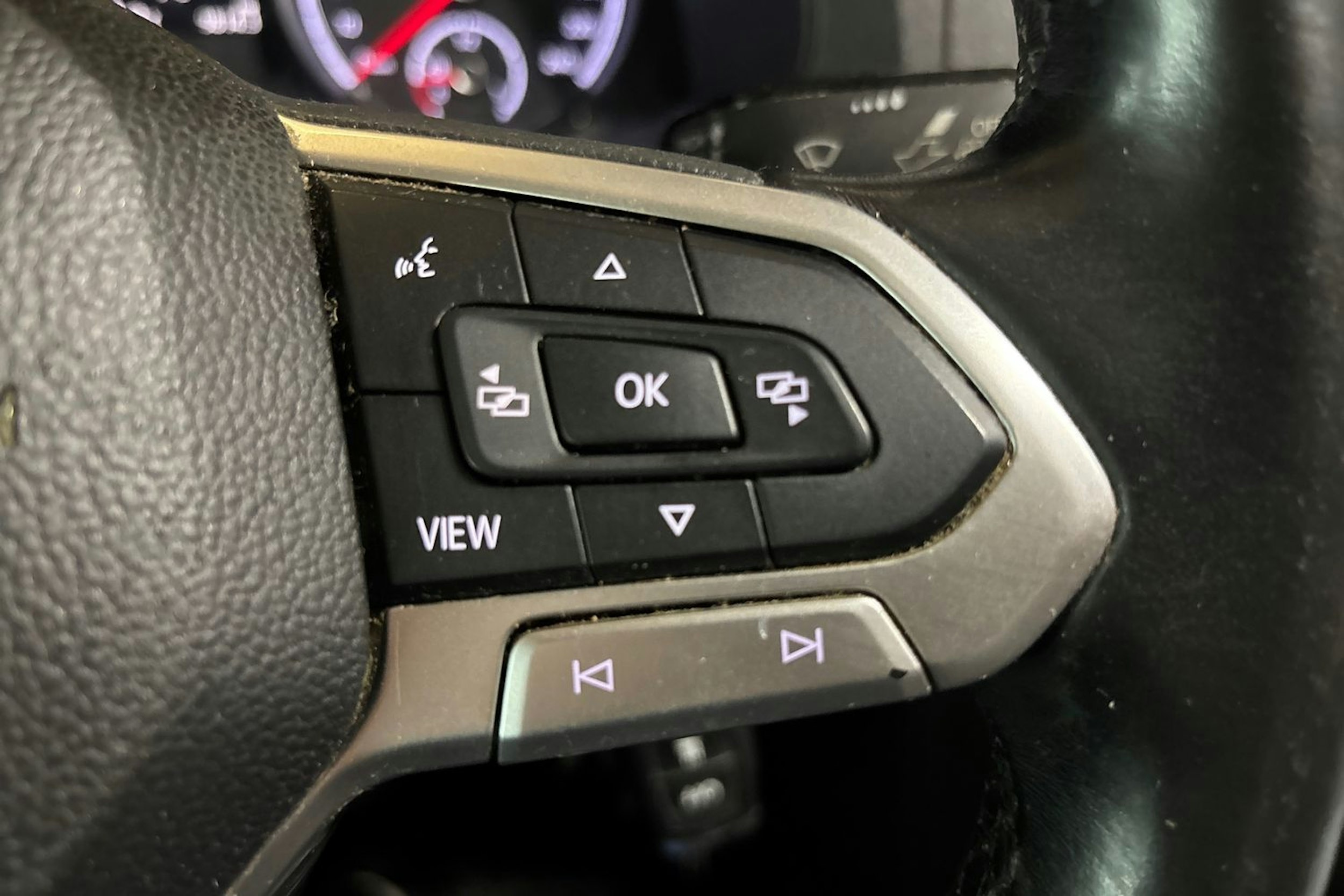Sininen Volkswagen TRANSPORTER 2020 kuva 17.