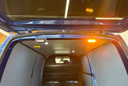 Sininen Volkswagen TRANSPORTER 2020 kuva 26.