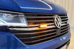Sininen Volkswagen TRANSPORTER 2020 kuva 28.