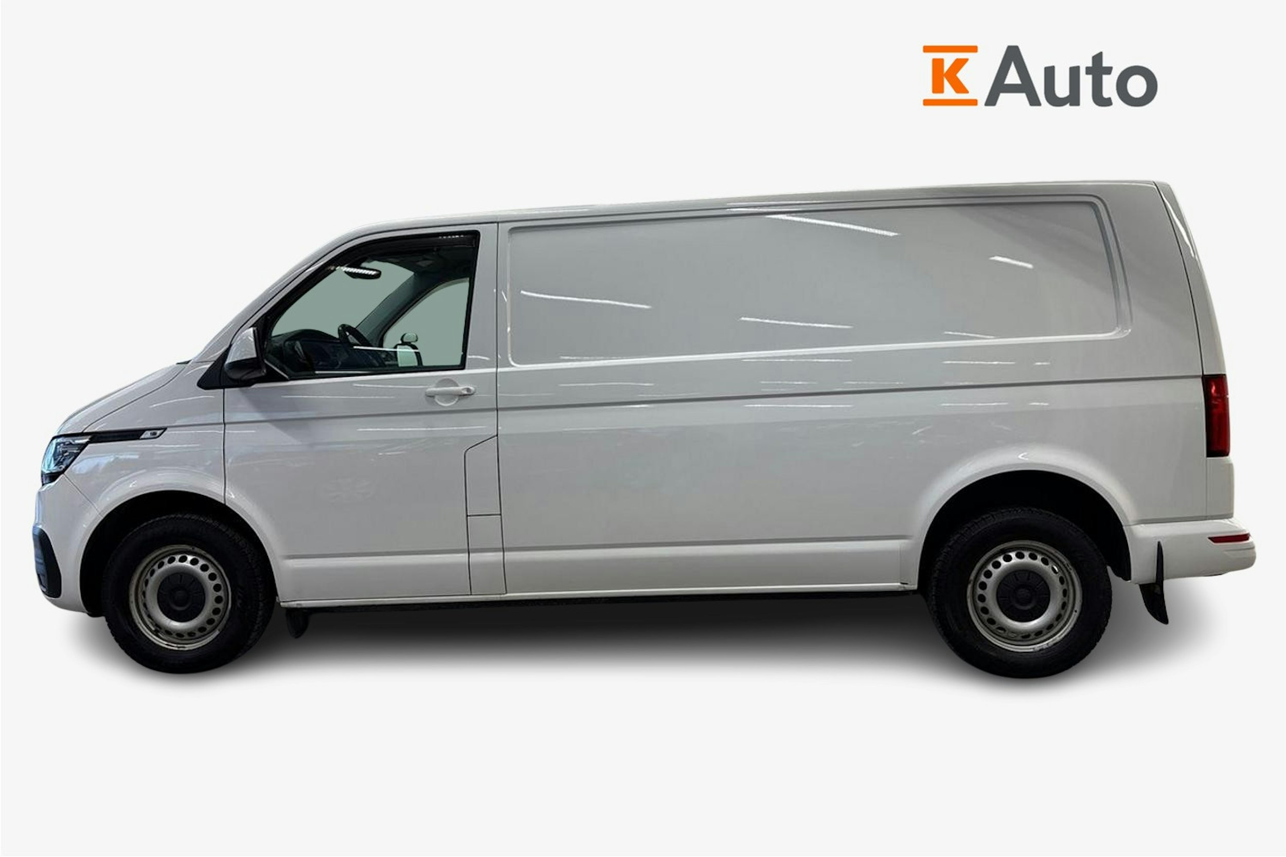 valkoinen Volkswagen Transporter 2020 kuva 6.
