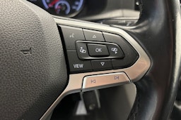 valkoinen Volkswagen Transporter 2020 kuva 16.