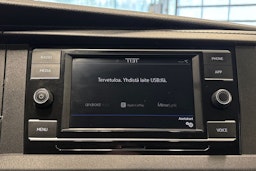 valkoinen Volkswagen Transporter 2020 kuva 19.