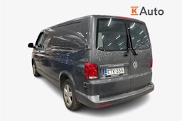 harmaa Volkswagen Transporter 2020 kuva 2.