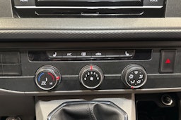 harmaa Volkswagen Transporter 2020 kuva 21.