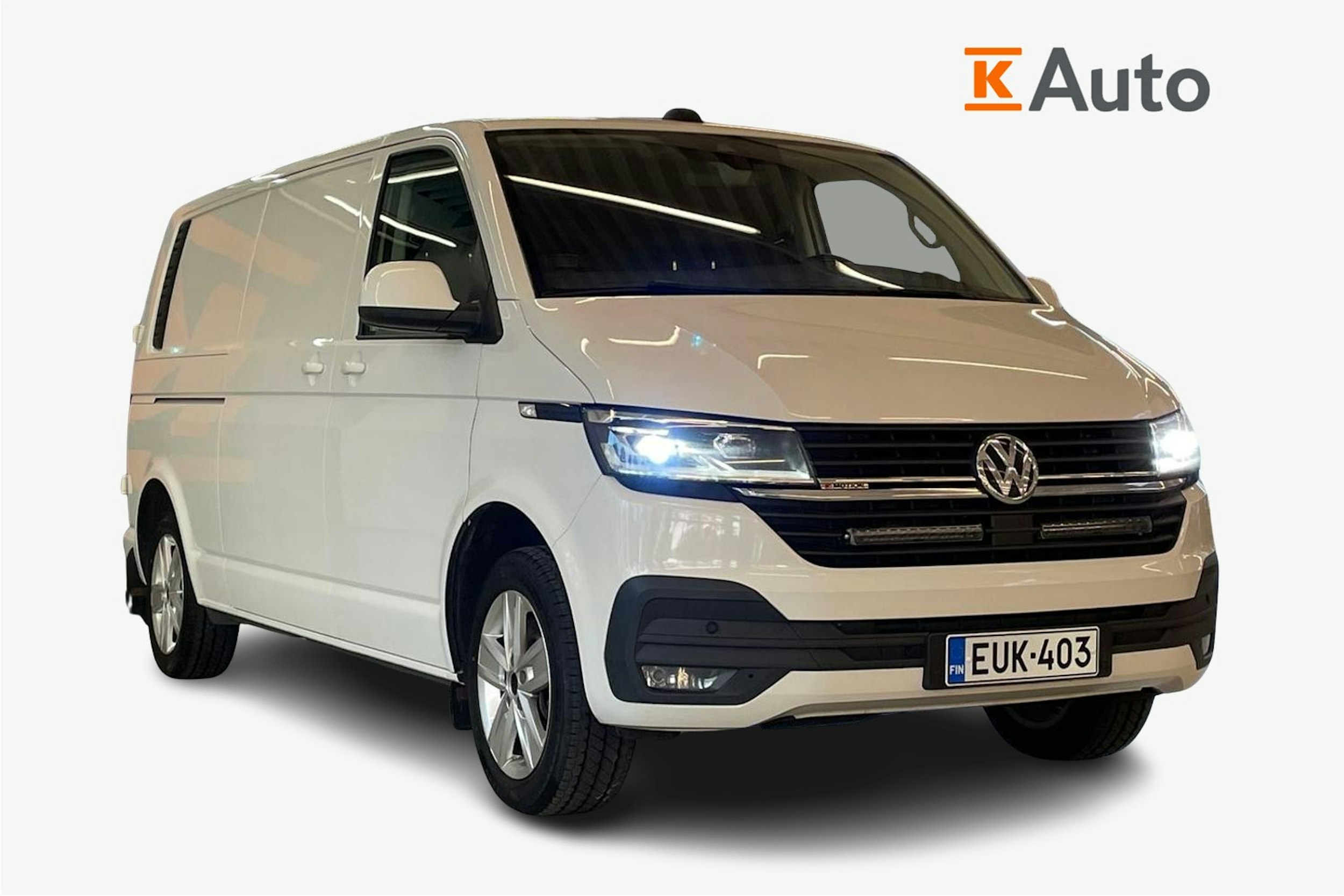 Valkoinen Volkswagen TRANSPORTER 2020 kuva 1.