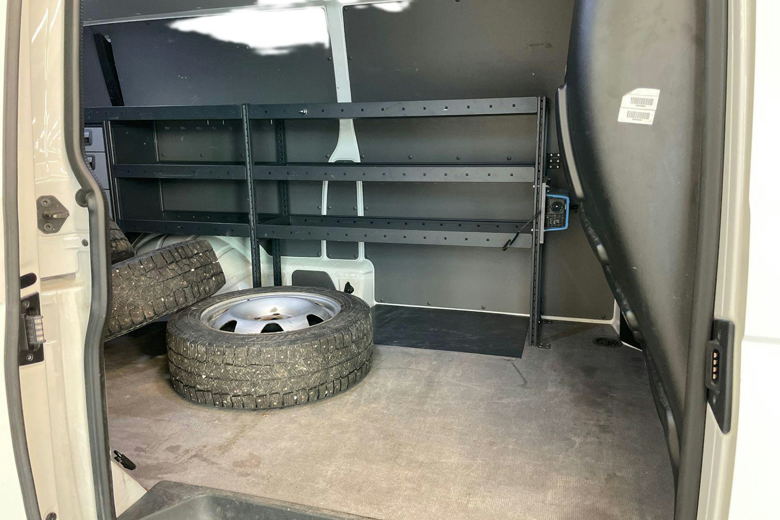 Valkoinen Volkswagen TRANSPORTER 2020 kuva 10.