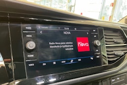 Valkoinen Volkswagen TRANSPORTER 2020 kuva 16.