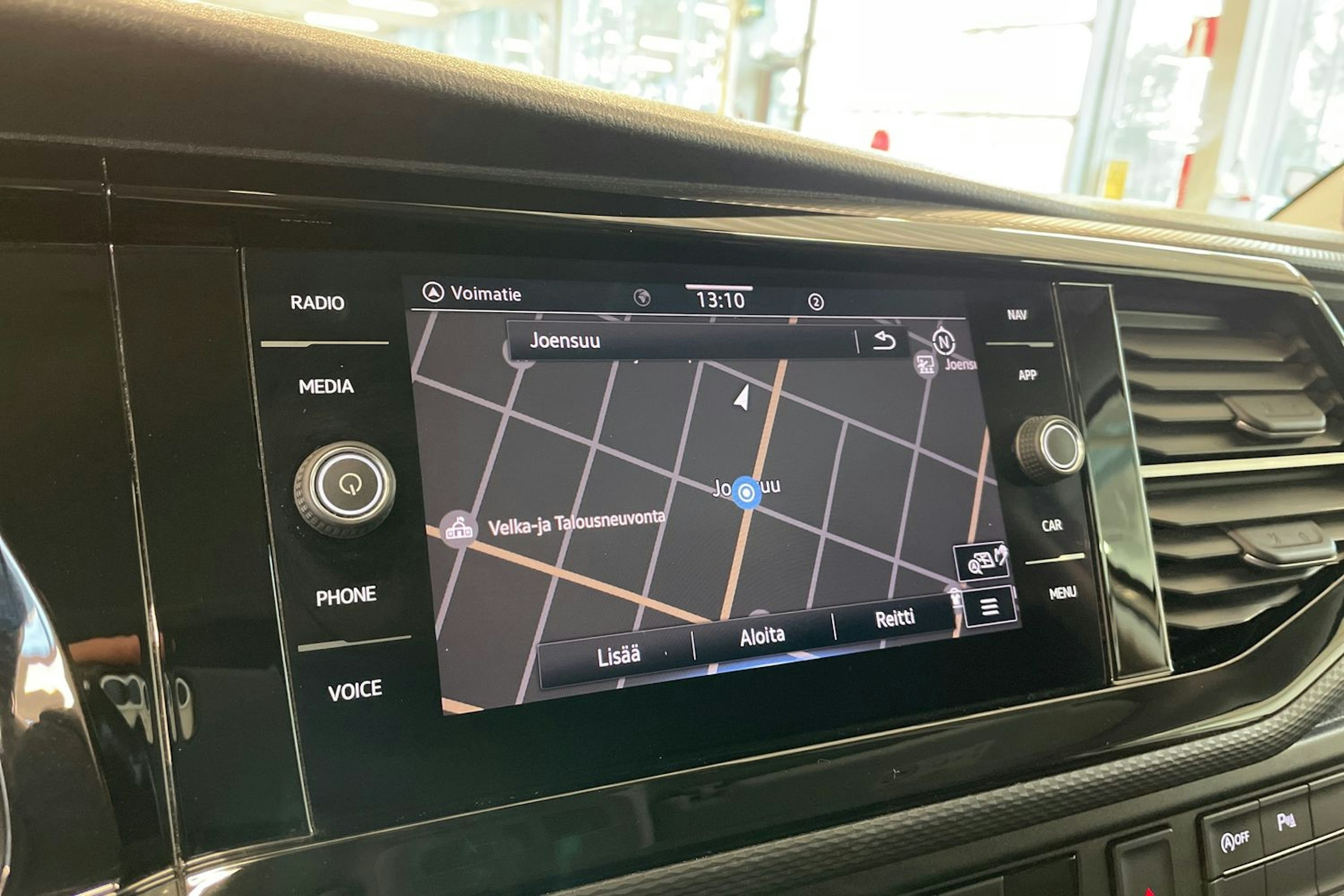 Valkoinen Volkswagen TRANSPORTER 2020 kuva 17.