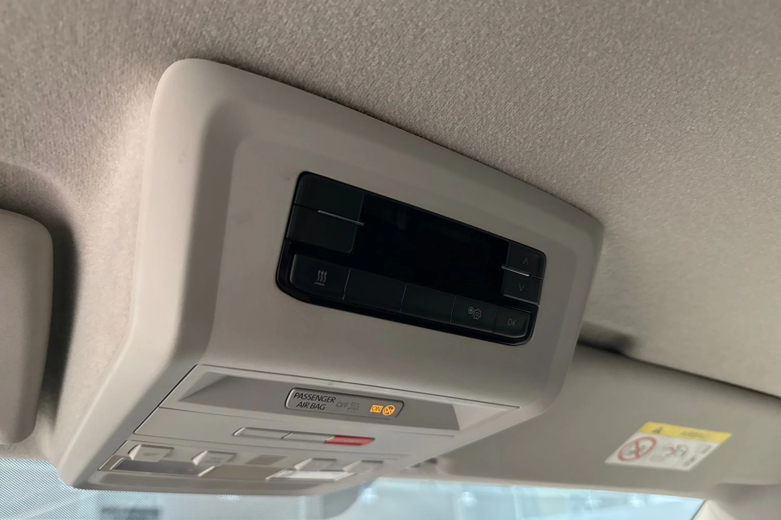 valkoinen Volkswagen Transporter 2020 kuva 21.