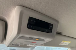 valkoinen Volkswagen Transporter 2020 kuva 21.