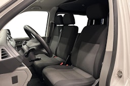 valkoinen Volkswagen Transporter 2020 kuva 11.