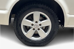 valkoinen Volkswagen Transporter 2020 kuva 12.