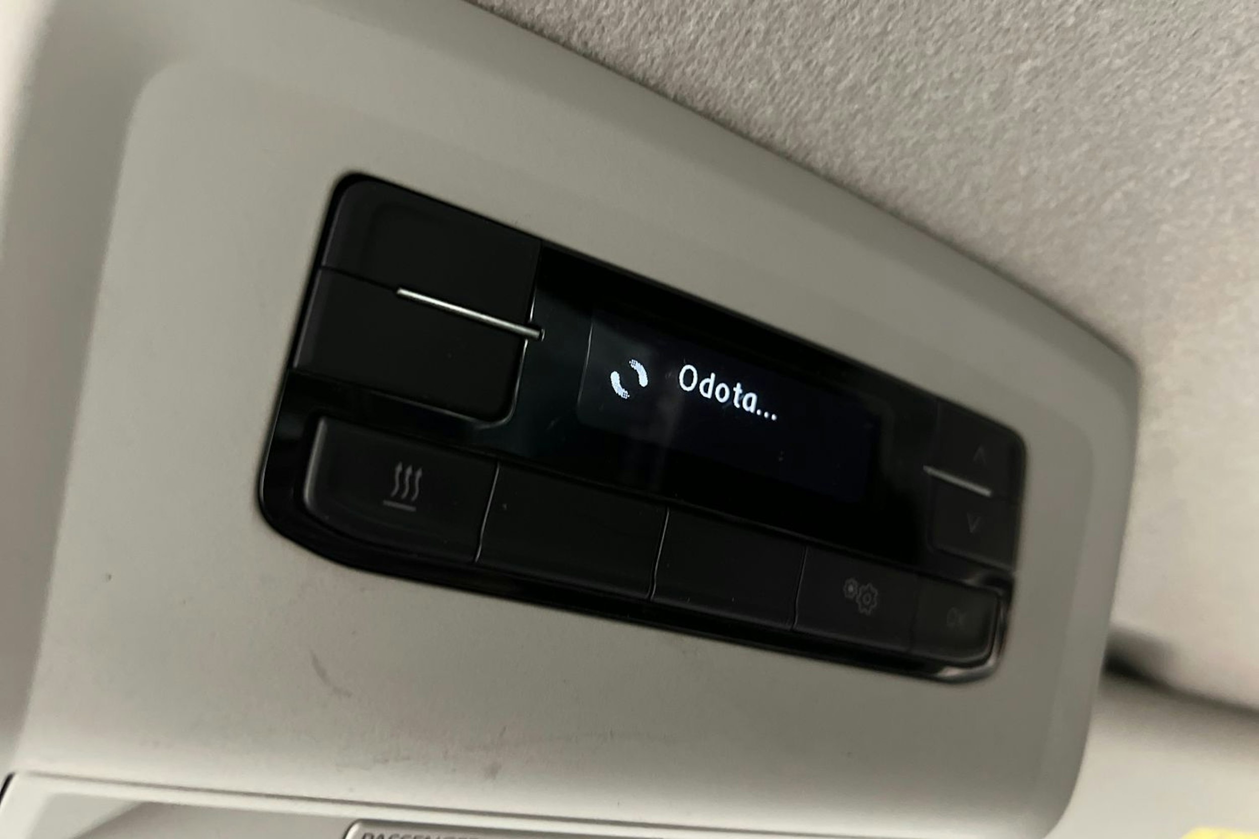 valkoinen Volkswagen Transporter 2020 kuva 18.