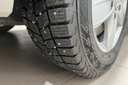 valkoinen Volkswagen Transporter 2020 kuva 23.