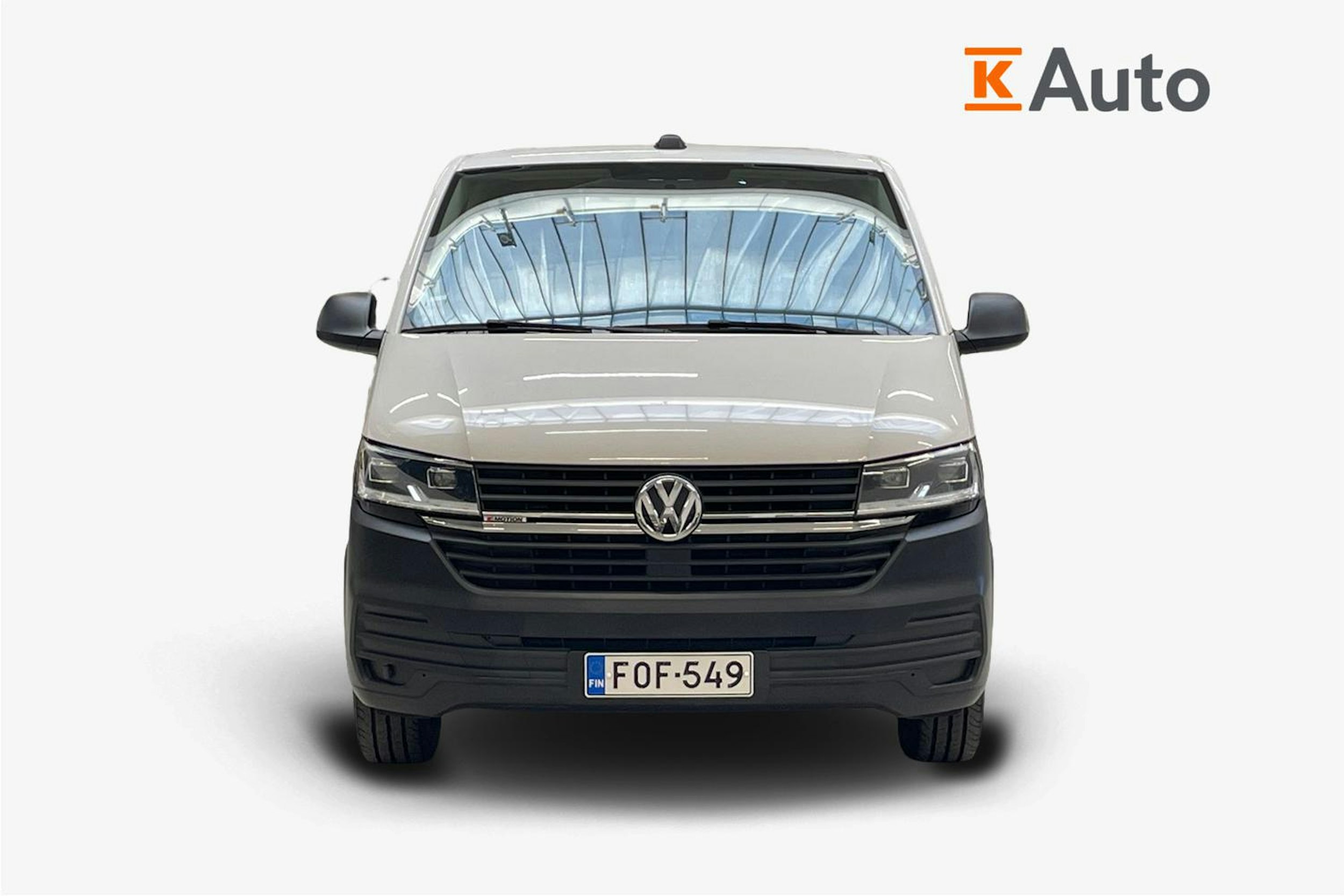 valkoinen Volkswagen Transporter 2020 kuva 5.