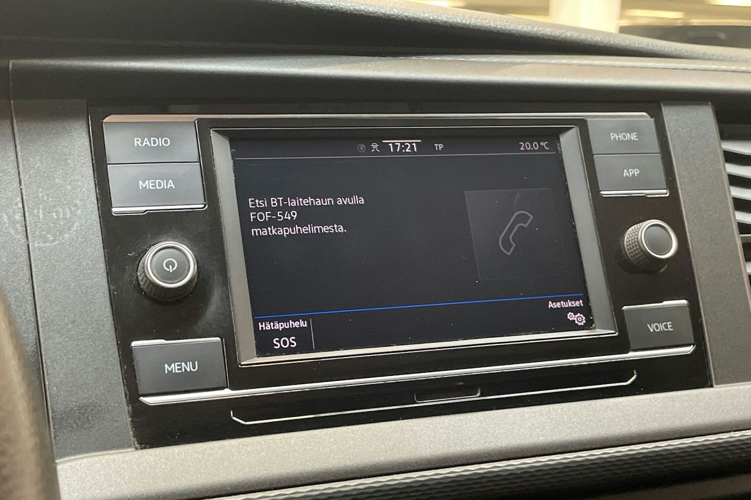 valkoinen Volkswagen Transporter 2020 kuva 23.