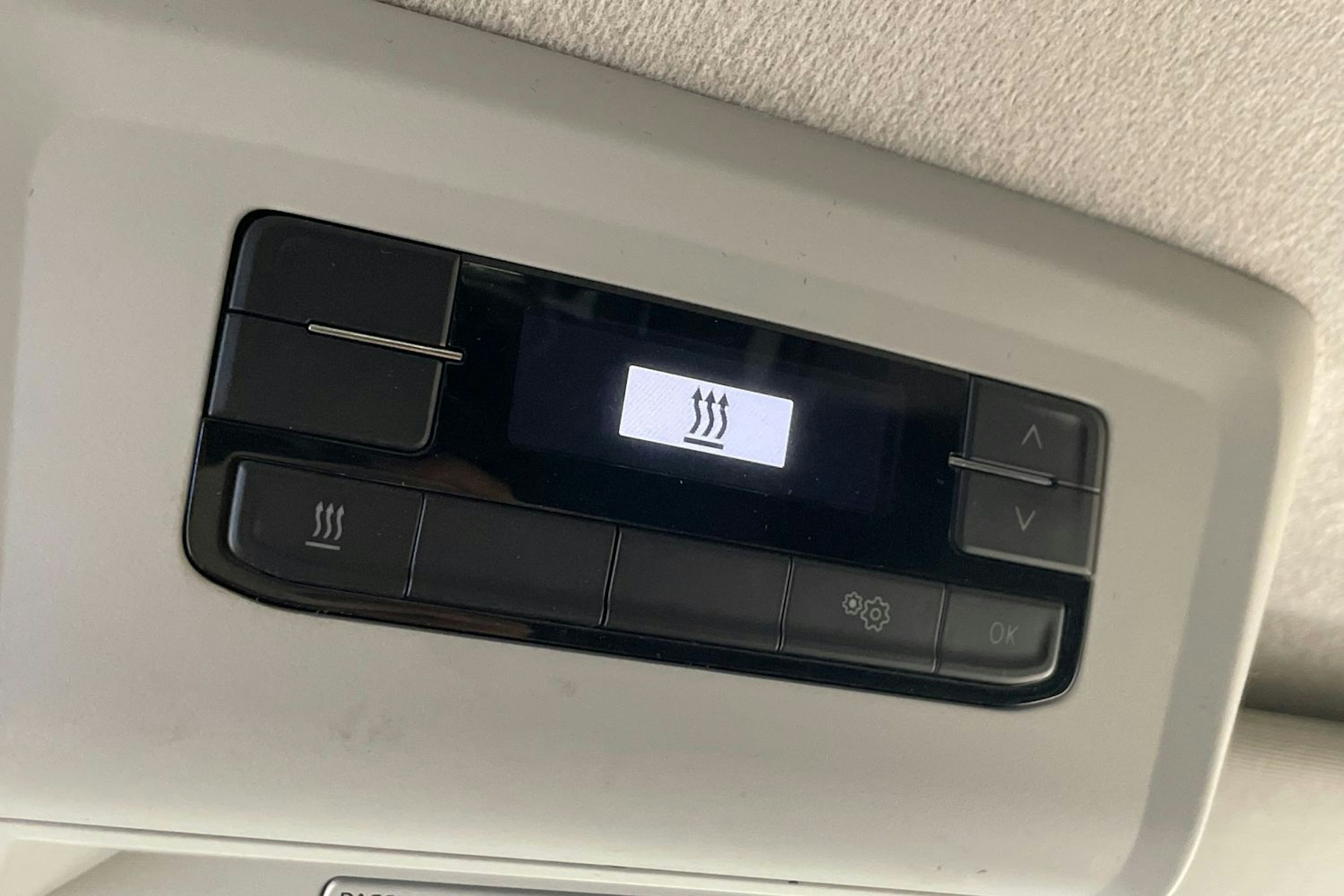 valkoinen Volkswagen Transporter 2020 kuva 27.