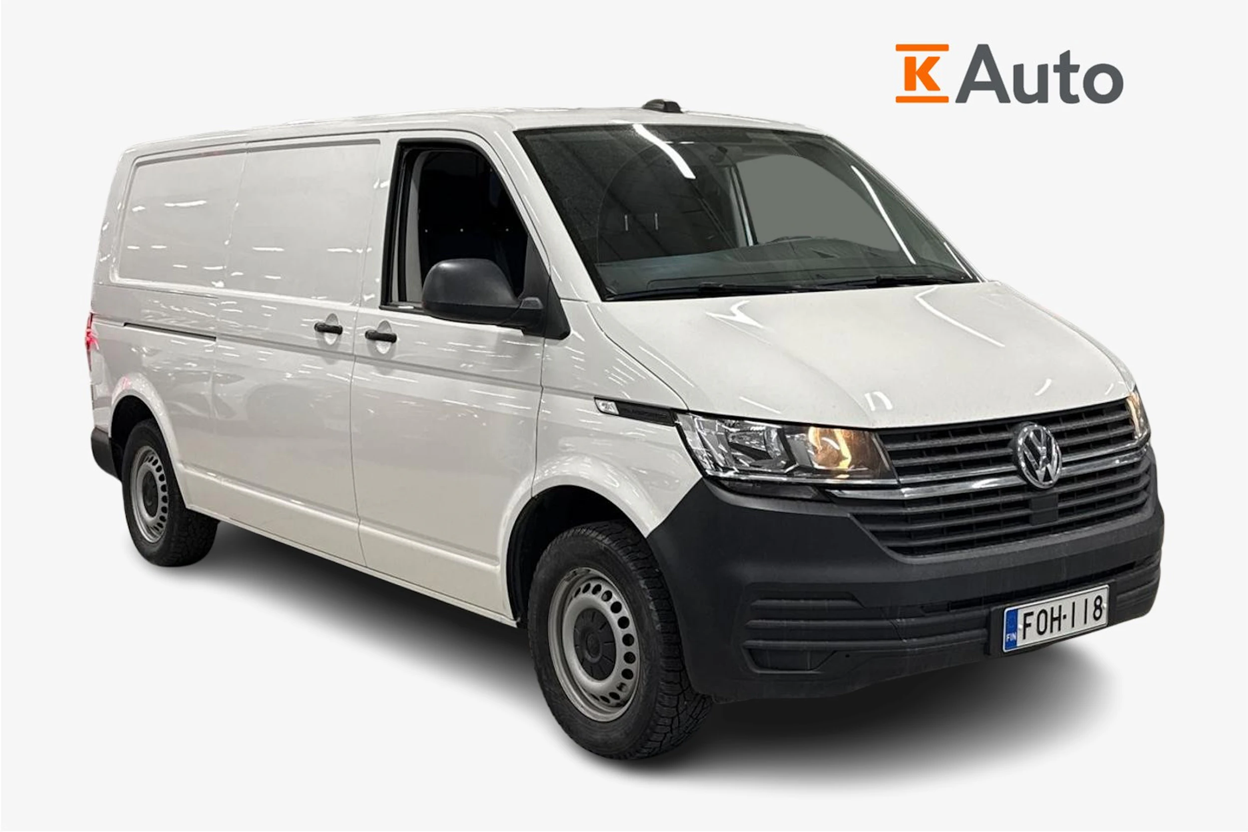 valkoinen Volkswagen Transporter 2020 kuva 1.