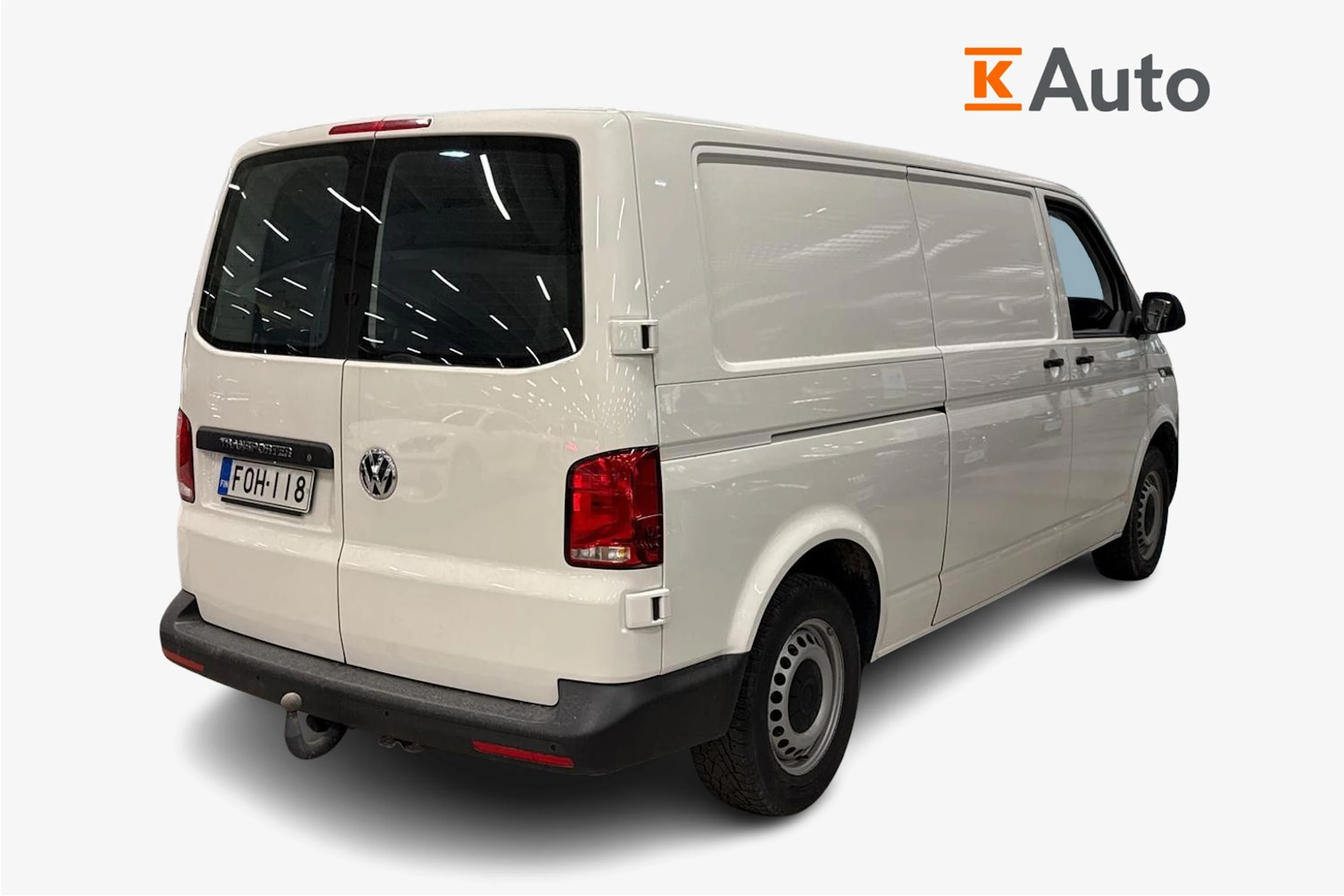 valkoinen Volkswagen Transporter 2020 kuva 2.