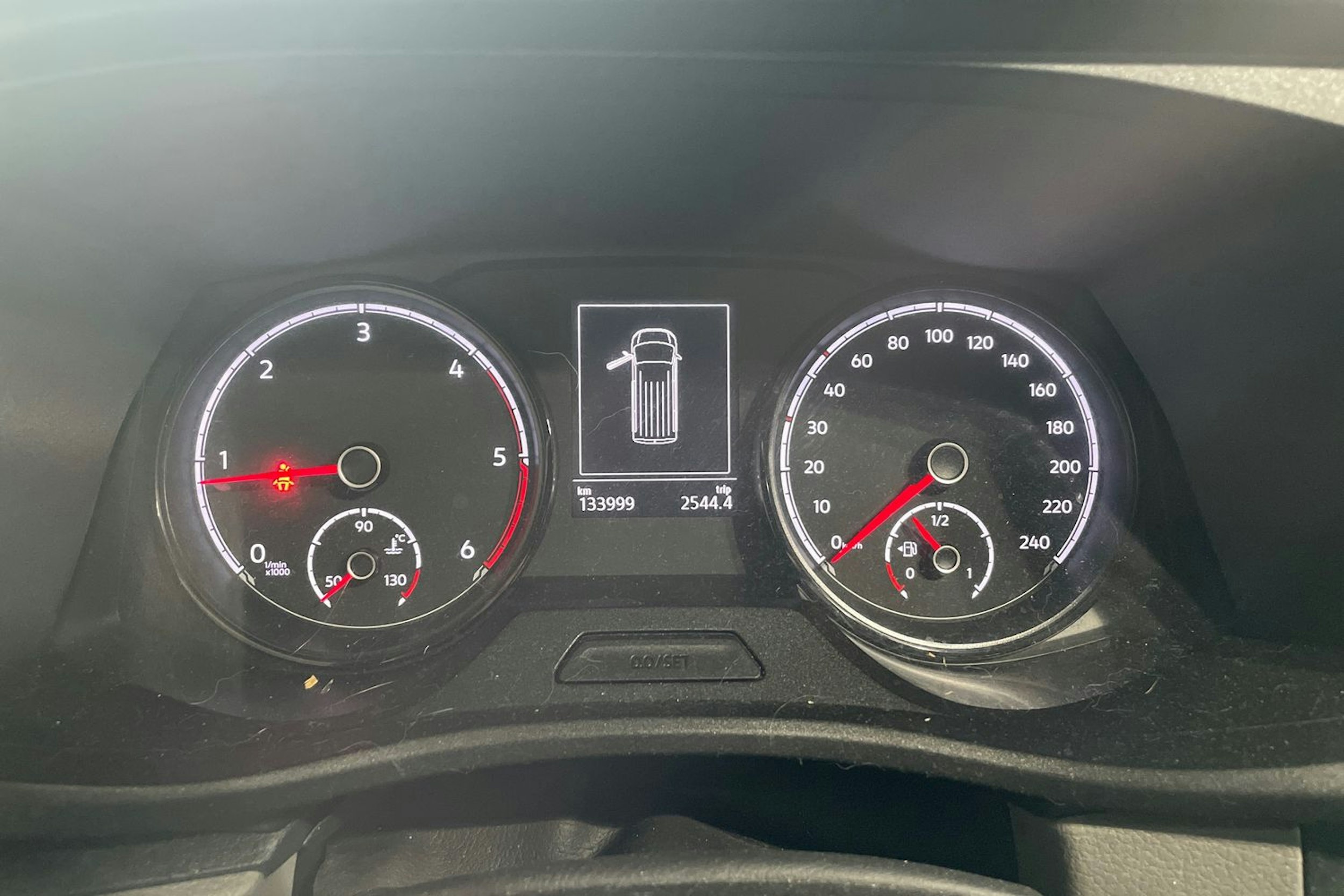 Musta Volkswagen TRANSPORTER 2020 kuva 12.
