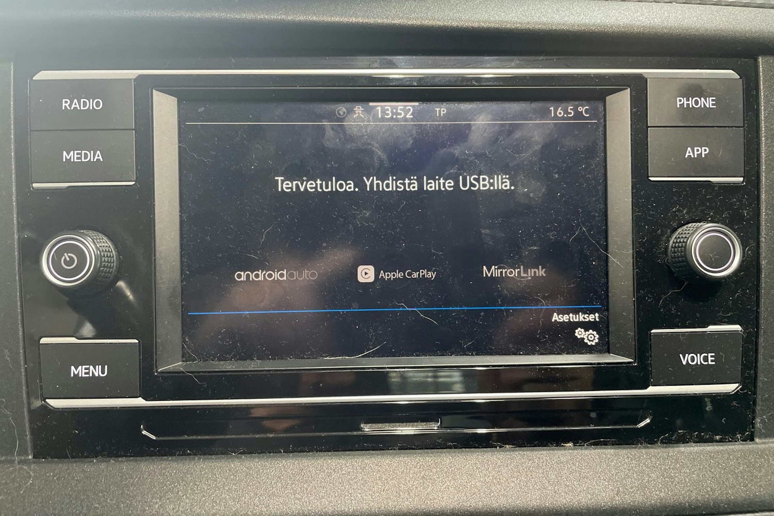 Musta Volkswagen TRANSPORTER 2020 kuva 14.