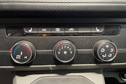 Musta Volkswagen TRANSPORTER 2020 kuva 15.