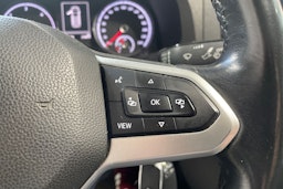 Musta Volkswagen TRANSPORTER 2020 kuva 17.