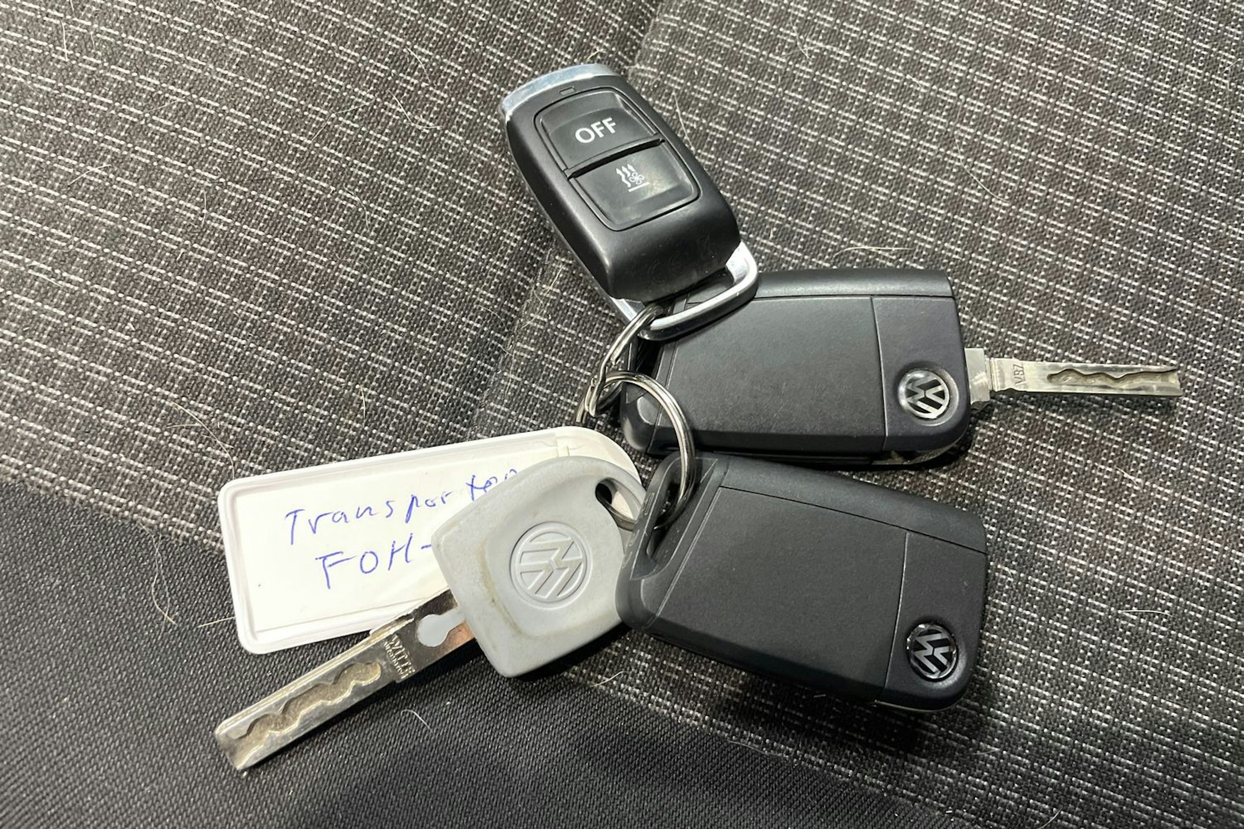 Musta Volkswagen TRANSPORTER 2020 kuva 20.